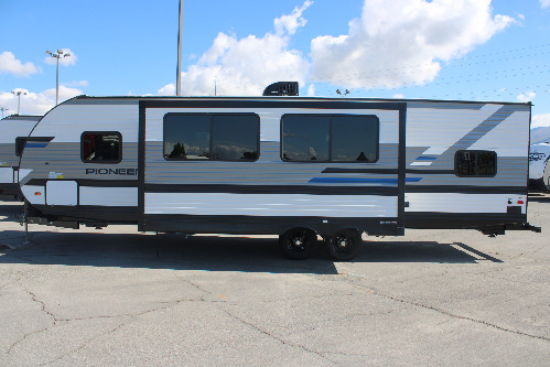 Pioneer QB 300 Travel Trailer